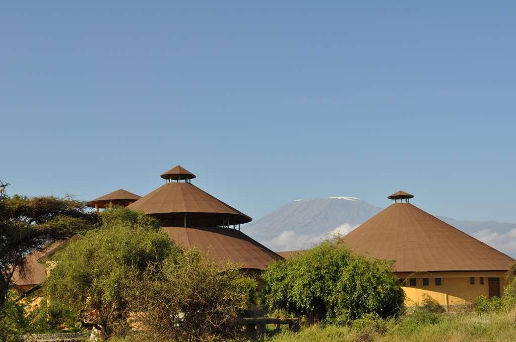 คีลีมา ซาฟารีแคมป์ Hotel Oloitokitok ภายนอก รูปภาพ